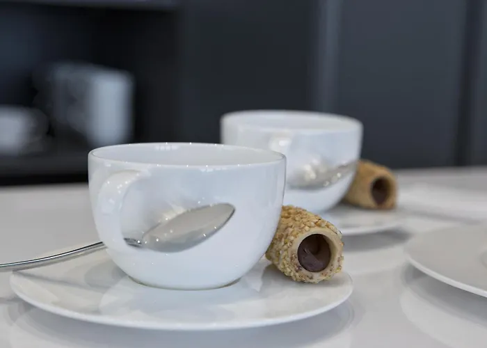 Апартаменты Luxury Collection - Milano 3 *