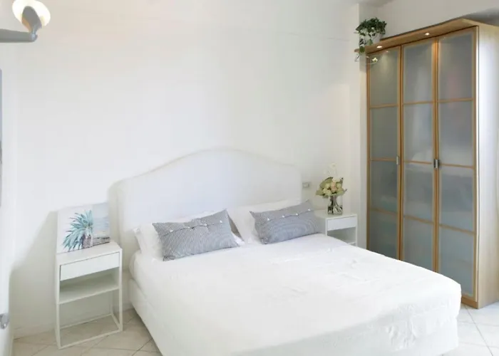 Luxury Collection - Milano 3 Daire *